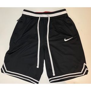 Men’s Nike Dri-Fit DNA Basketball Shorts